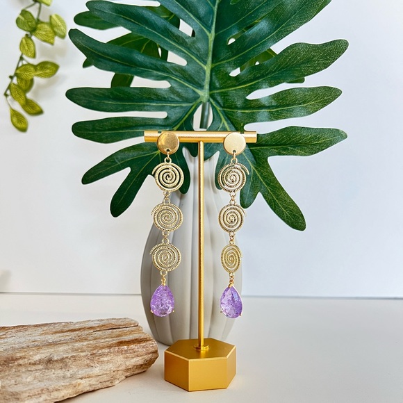 Elegant Art Deco-Inspired Dangle Statement Earrings- Gown Stylish Earrings - Picture 4 of 12